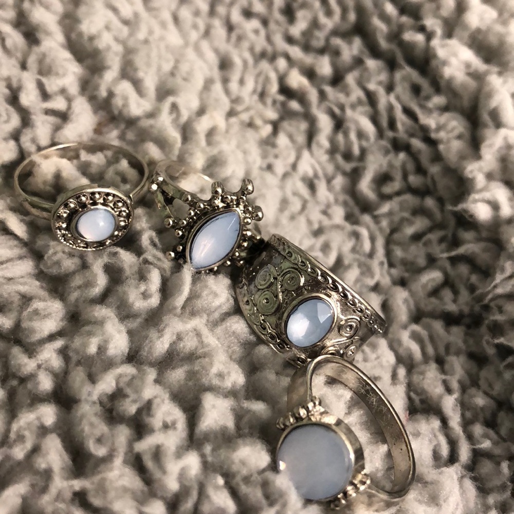 Purplish-blue stone rings